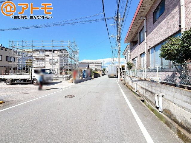 【前面道路含む現地写真】 | 沼津市上香貫第3　新築一戸建て　全1棟