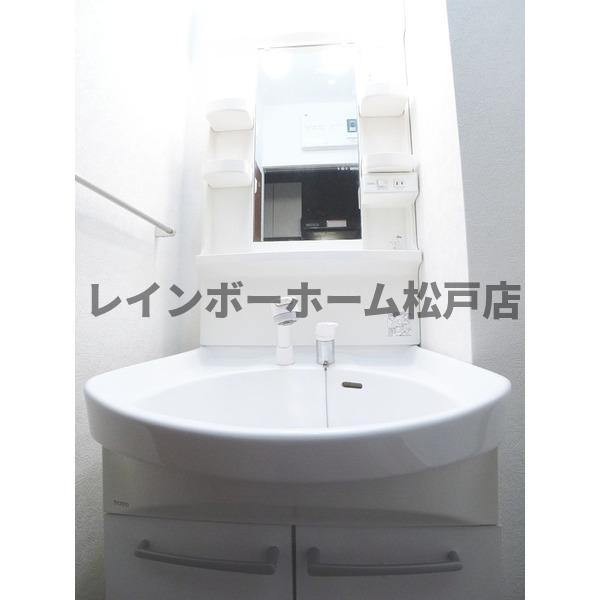 仲介手数料（賃料の1.10ヵ月）の50％OFF対象物件！の洗面所
