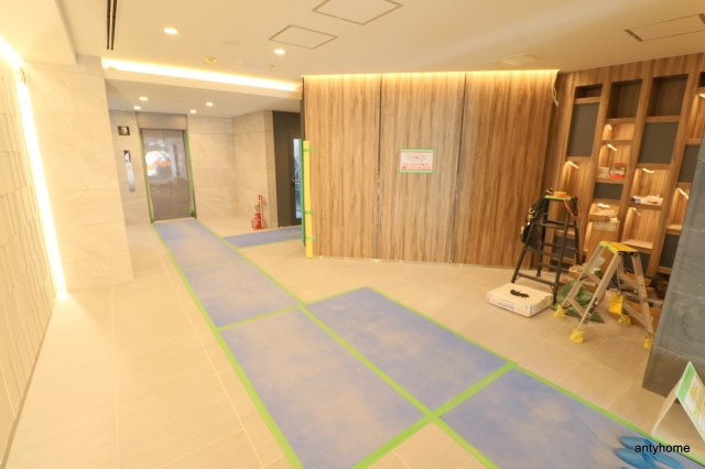 ドゥーエ天満橋　仲介手数料無料のロビー