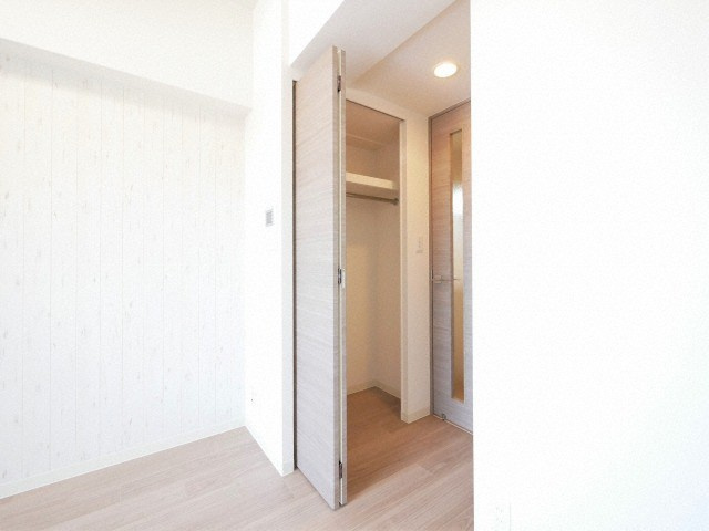 プレサンスOSAKA　DOMECITYクロスティ の収納