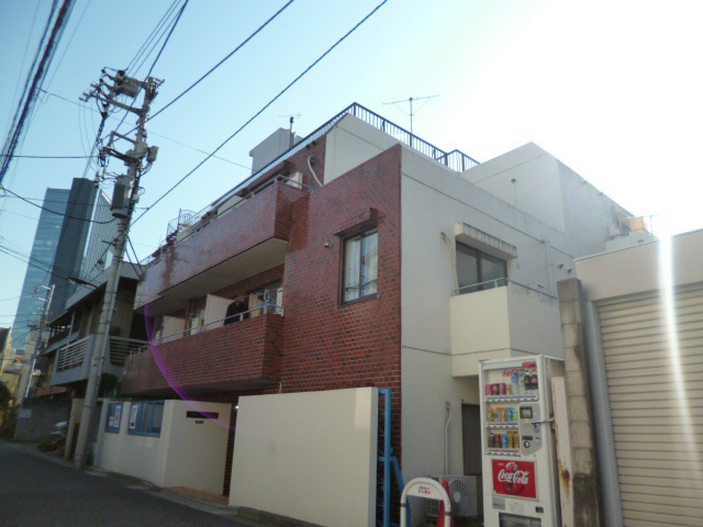 スカイコート新宿