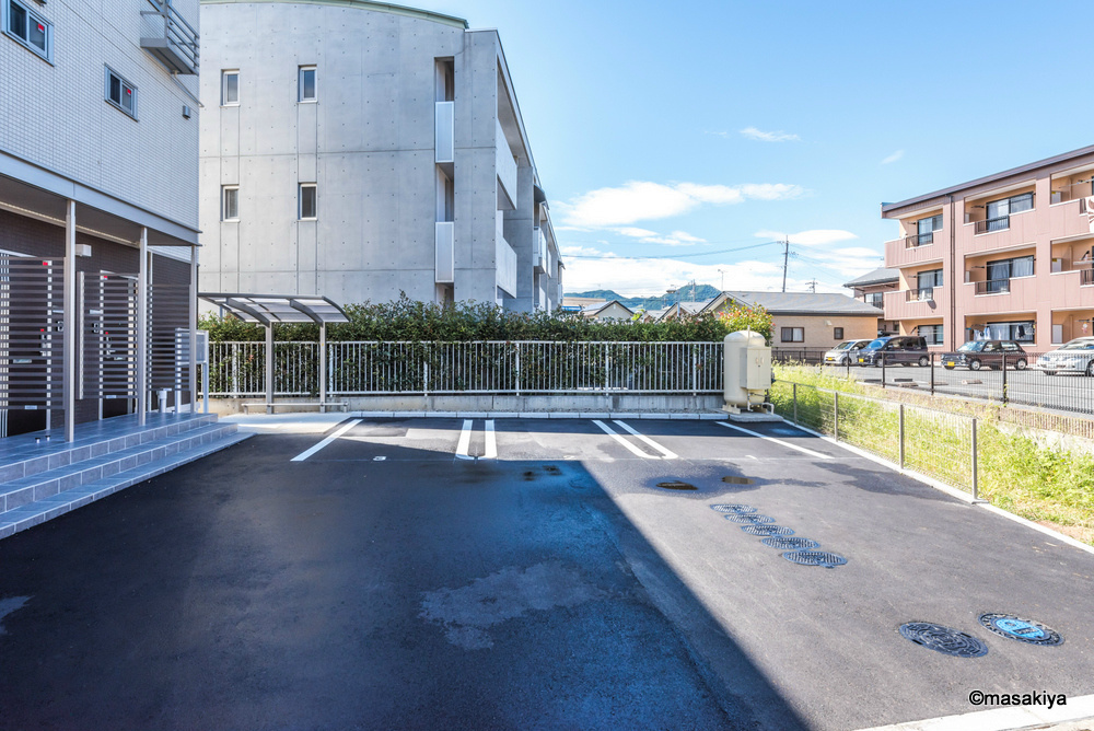 メイツ　Ｓ・Ｏの駐車場|駐車場