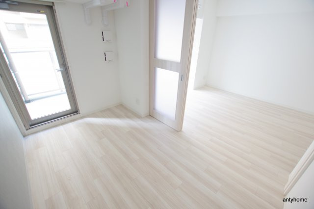 ラドゥセール谷町　仲介手数料無料の寝室