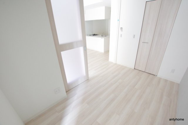 ラドゥセール谷町　仲介手数料無料の寝室