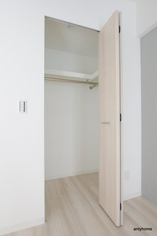 ラドゥセール谷町　仲介手数料無料の収納