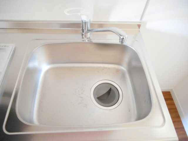 コンパクトなキッチンで掃除もラクラク