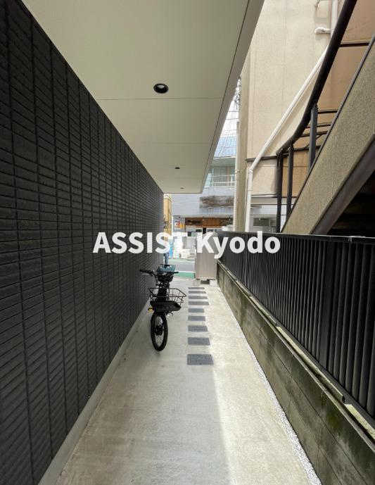 世田谷区経堂１丁目の賃貸マンションのエントランス