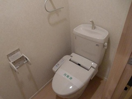 シンプルで使いやすいトイレです