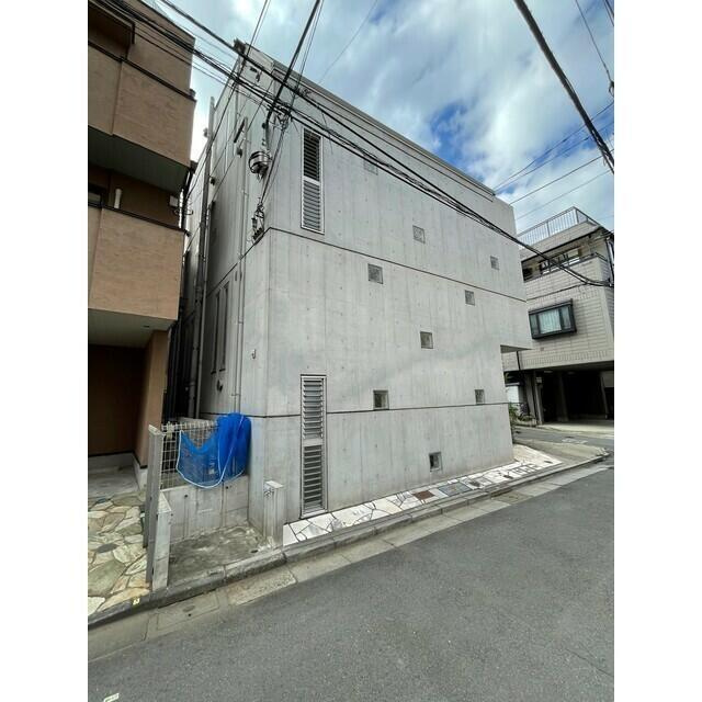 シルバラード広尾の外観