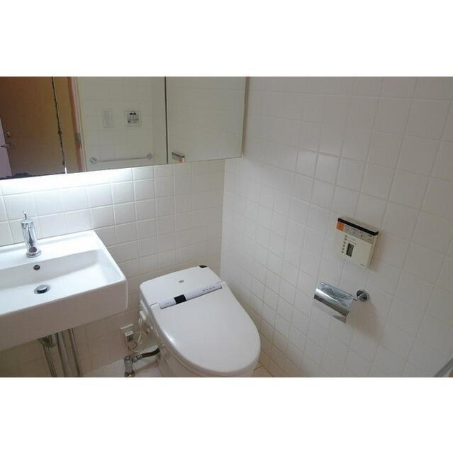 シルバラード広尾のトイレ|清潔感のあるトイレです