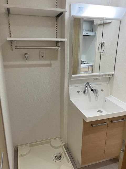 ＬＵＯＲＥ大塚の独立洗面台