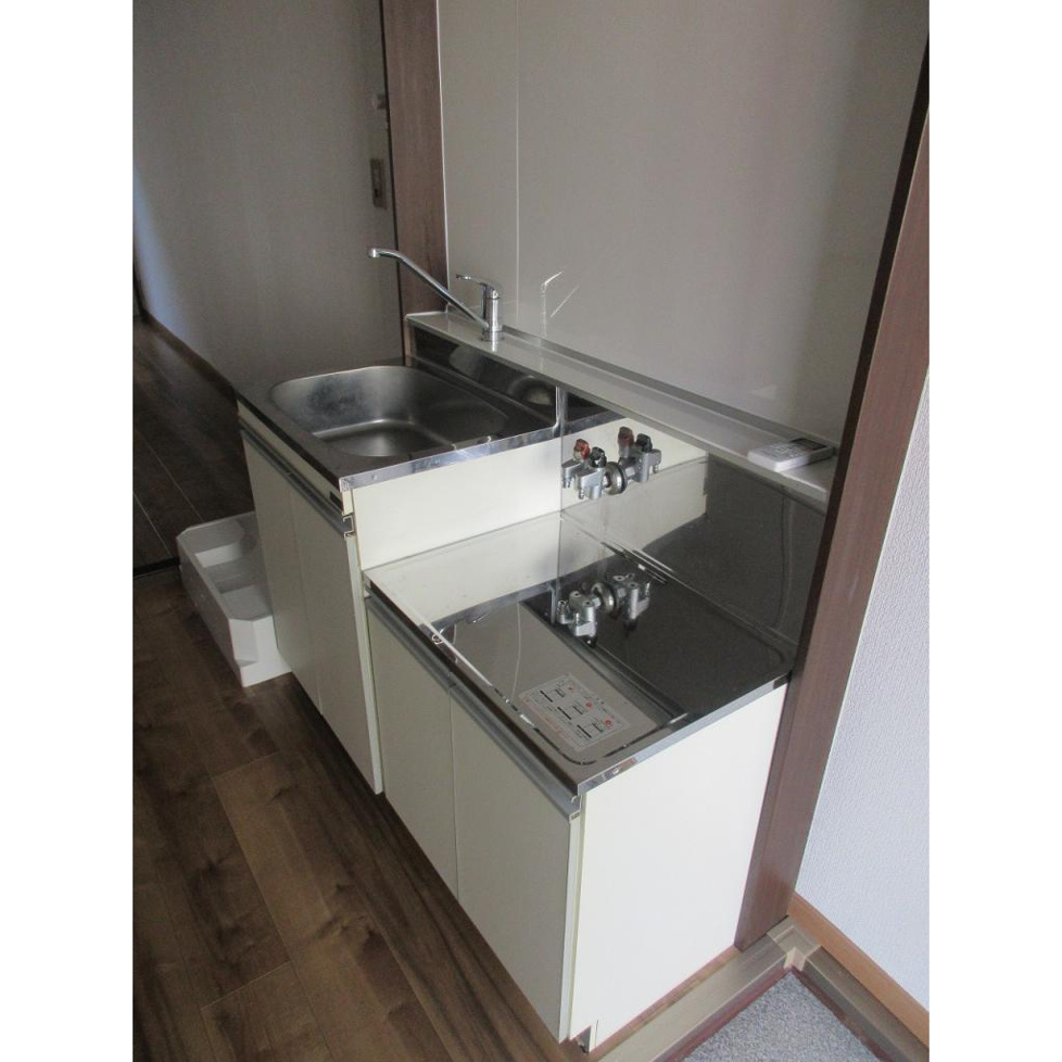 コンパクトなキッチンで掃除もラクラク