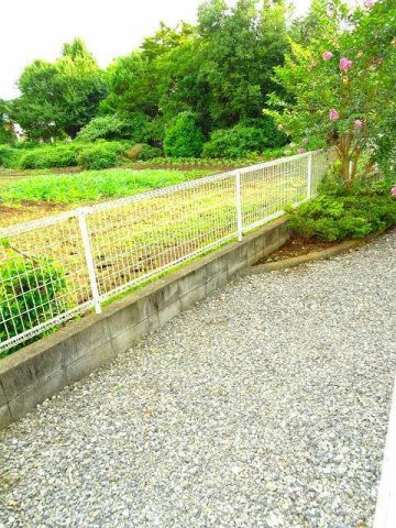 たまにはお庭で休日を過ごしてみるのもよいかもしれません