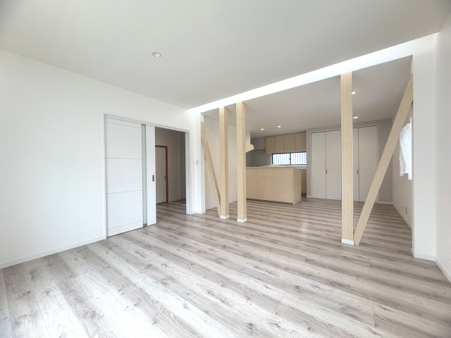 垂水区青山台３丁目戸建の居間・リビング