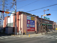 本屋（サクラ書店）まで810ｍ