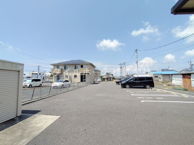ヴィオラＢの駐車場