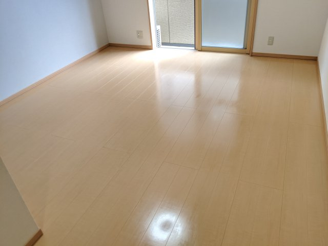アーバンレクサスの洋室