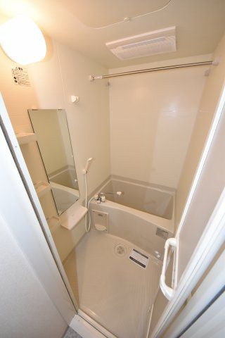 プレサンス難波セレクトの浴室