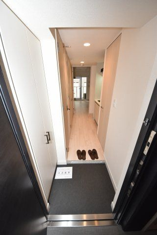 プレサンス難波セレクトの玄関