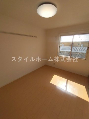 宝珠Ａの内装|別部屋写真です。