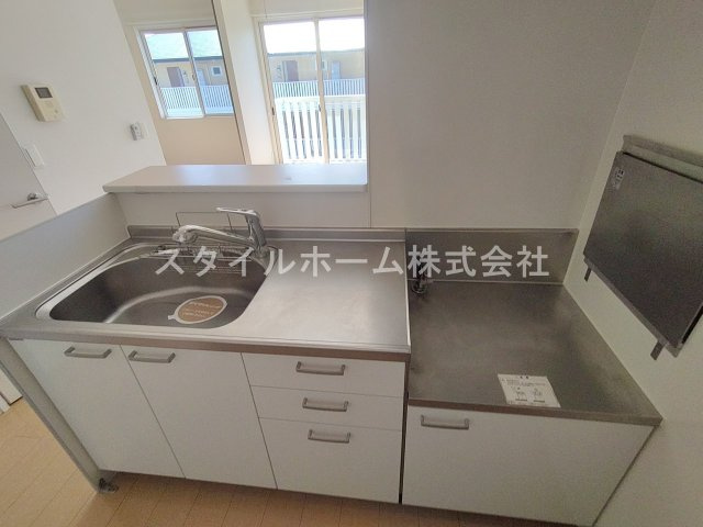 宝珠Ａのキッチン|別部屋写真です。