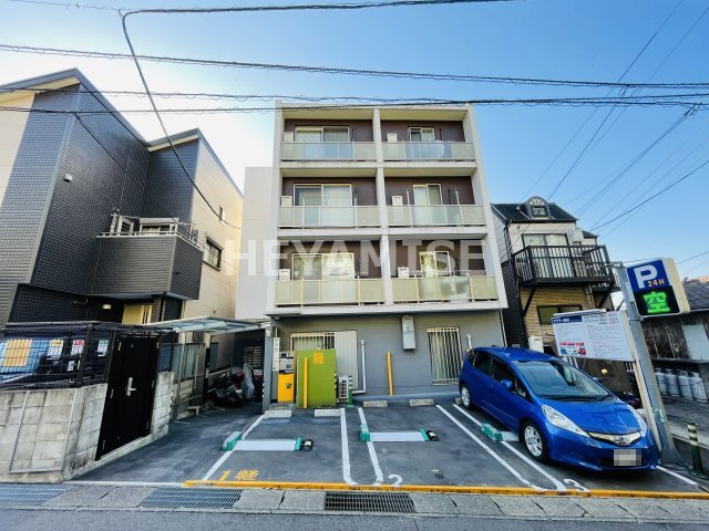 アミティ西坂の外観