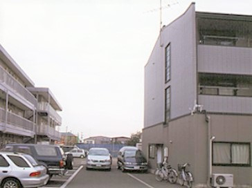レオパレスシャルマンの外観