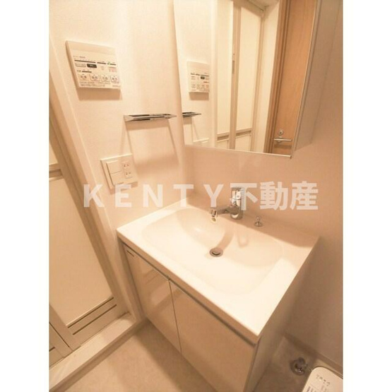 【洗面所】 | ＧＥＮＯＶＩＡ大崎ｓｋｙｇａｒｄｅｎ | 使いやすい洗面所です