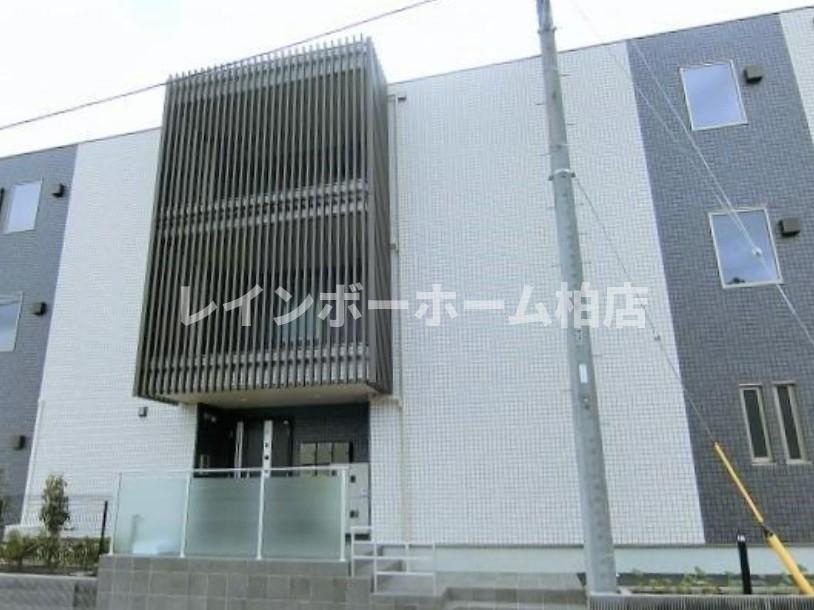 仲介手数料（賃料の1.10ヵ月）の50％OFF対象物件！のエントランス|ゆとりのあるエントランスです