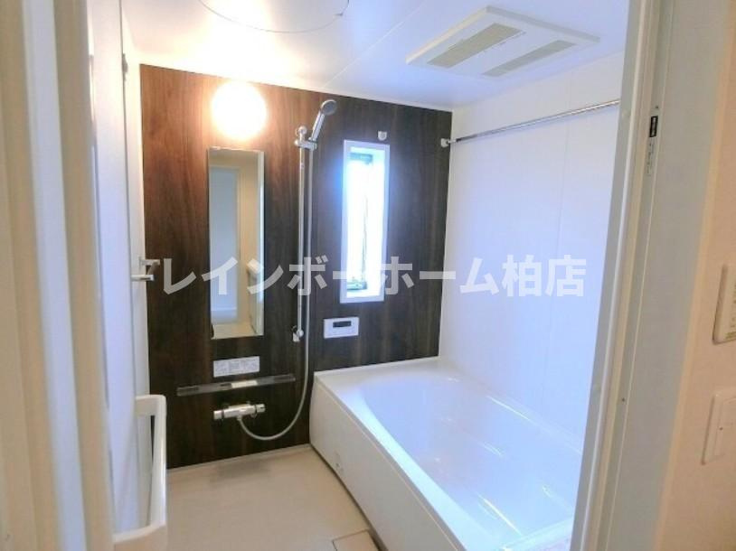 仲介手数料（賃料の1.10ヵ月）の50％OFF対象物件！の浴室|コンパクトで使いやすいお風呂です