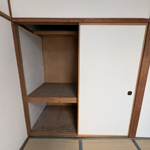中島マンションの収納