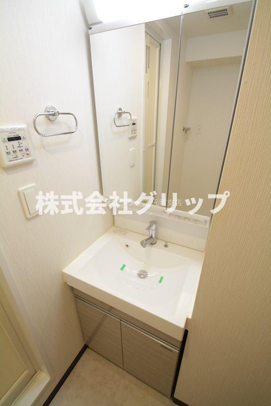プロスタイルウェルス関内住吉町の独立洗面台