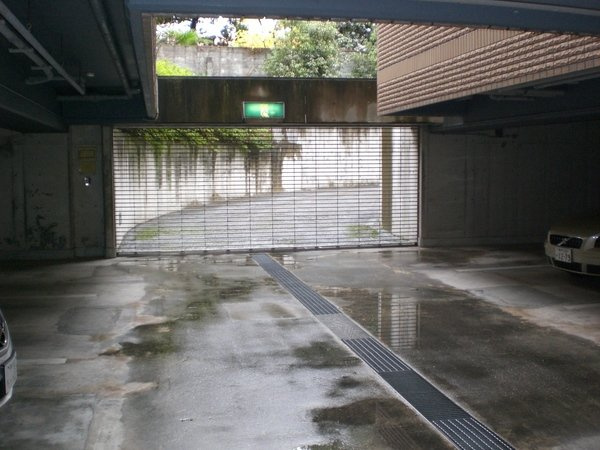 ベルコート芦屋の駐車場