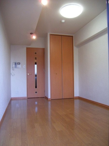 フェニックス荻窪参番館の居間・リビング