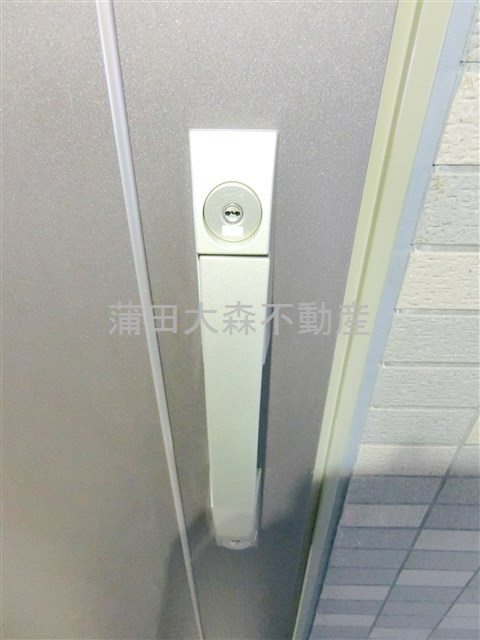 ルーブル大鳥居参番館の玄関