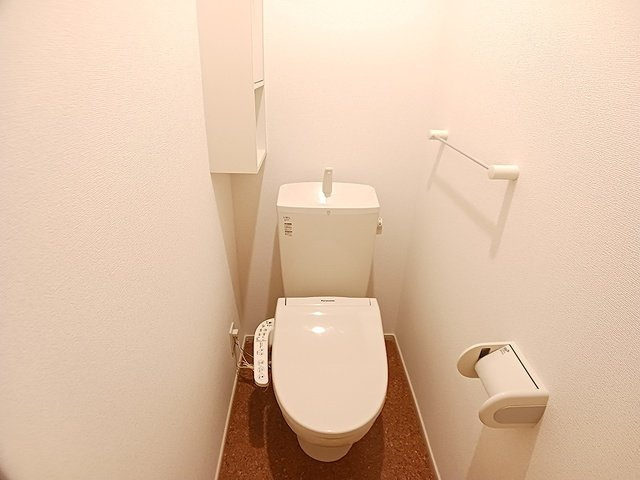 サンムーン　ゴールドスターＬＶのトイレ|落ち着いたトイレです