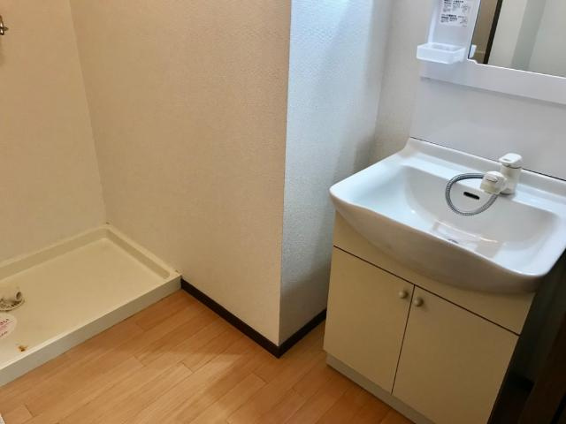 エバーハイツＹＡＳＵＤＡの洗面所|洗髪洗面化粧台