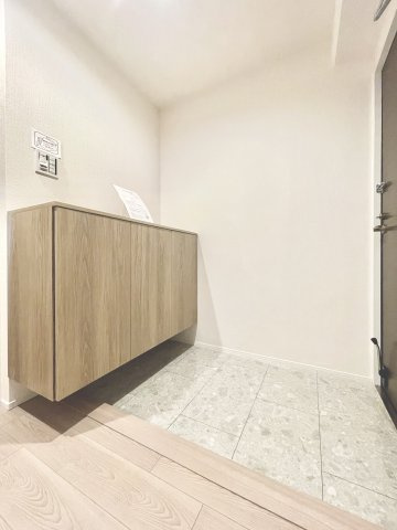 メゾンドール堺の玄関|きれいな玄関です