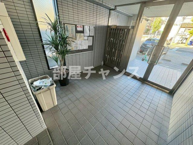 INOVE千種（旧アスティ千種）のロビー