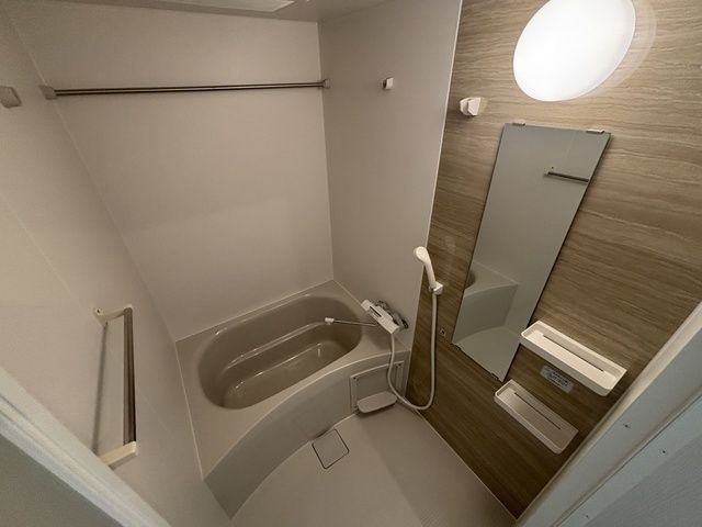 【浴室】 | ジーメゾン川越稲荷町グリュック | 落ち着いた空間のお風呂です