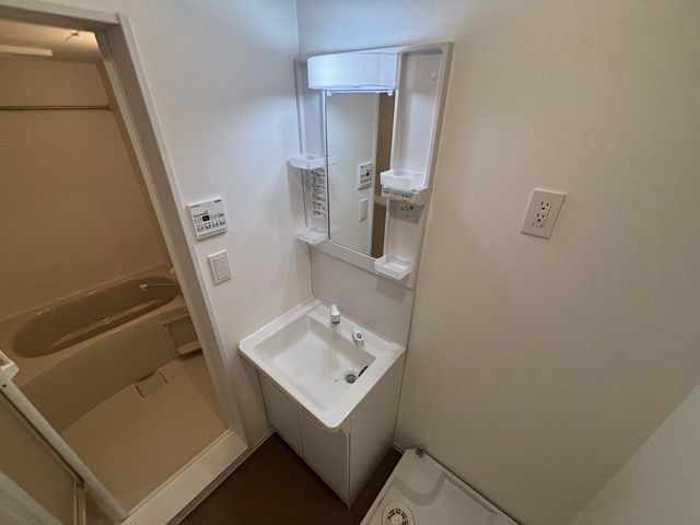 【洗面所】 | ジーメゾン川越稲荷町グリュック | 広い洗面スペース