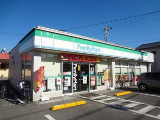 【周辺】 | メゾンリヴィエールＢ | ファミリーマートさんまで400m