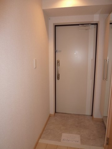グランド　リーフの玄関