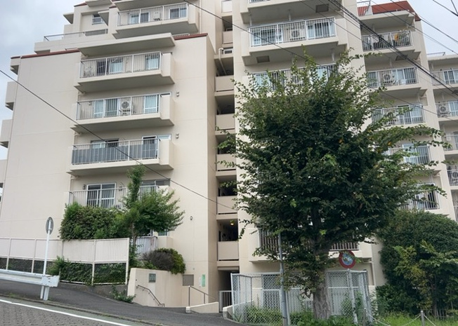 【現況写真】 | パークサイド町田 | 専有面積73.08㎡の3LDK物件の現況写真です。空家となっておりますので即引渡しが可能。日当たりや通風の良さ、リフォーム済みの美しい室内状態を、実際の現地内見にてゆっくりとご確認いただけます。