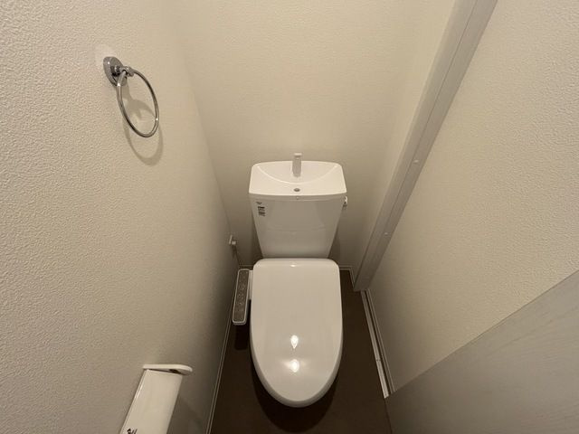 【トイレ】 | ジーメゾン川越稲荷町グリュック | 落ち着いたトイレです