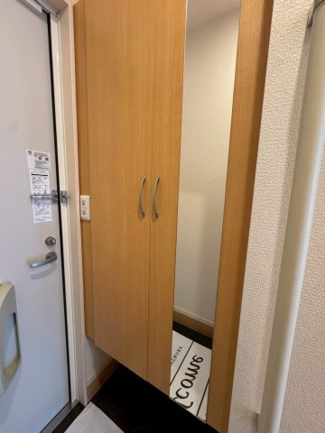 豊橋ウエスト１　Aの玄関