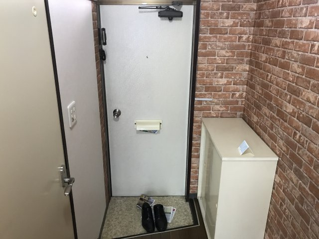 コーポアルカディアⅠの玄関