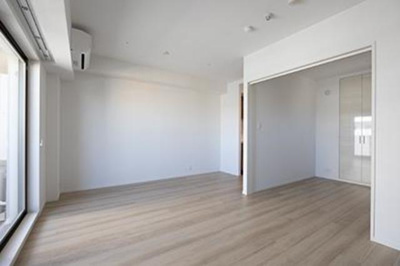 【居間・リビング】 | ハレマカニ御苑 | ※写真は同タイプ住戸です。