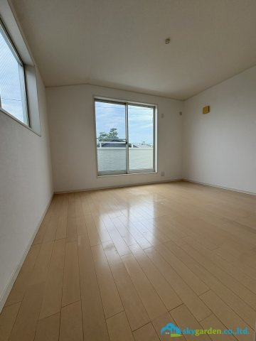 藤沢市片瀬4丁目　中古戸建の寝室