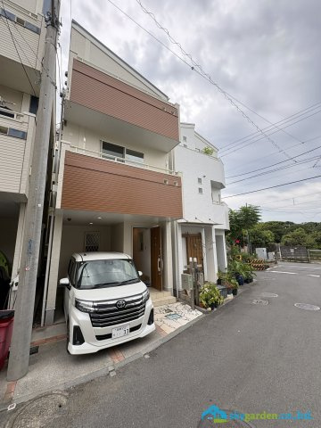 藤沢市片瀬4丁目　中古戸建の外観